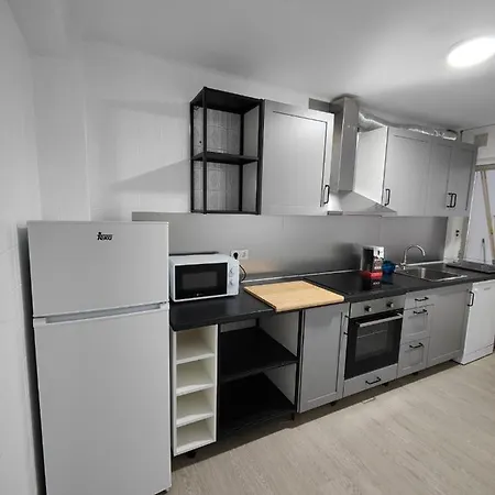 Traviesas, Manolo Martinez. Apartment *